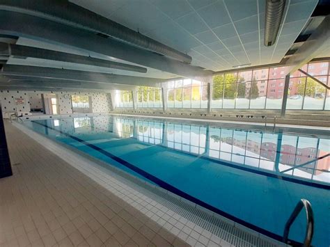 Plavecký Bazén Varnsdorf Vstupné Včetně Vířivek I Sauny On Line Rezervace