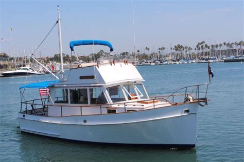 1971 Grand Banks 32 Sedan Power Boat For Sale Boat Grand Banks Yachts