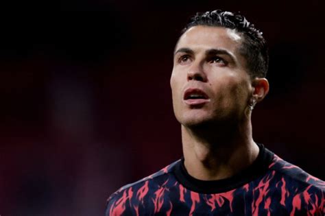 Man Utd Hero Cristiano Ronaldo Responds To Claims Over Shock Transfer