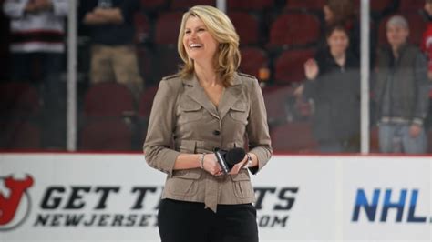 All Female Broadcast Crew To Work Nhl Game Between Flames Golden