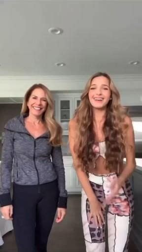 Lexi Rivera And Mom [video] In 2023 Friends Funny Moments New Funny Videos Funny Dude