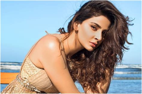 Saba Qamar Zaman Is A Sultry Diva On The Beach In These Glamorous Pics News18