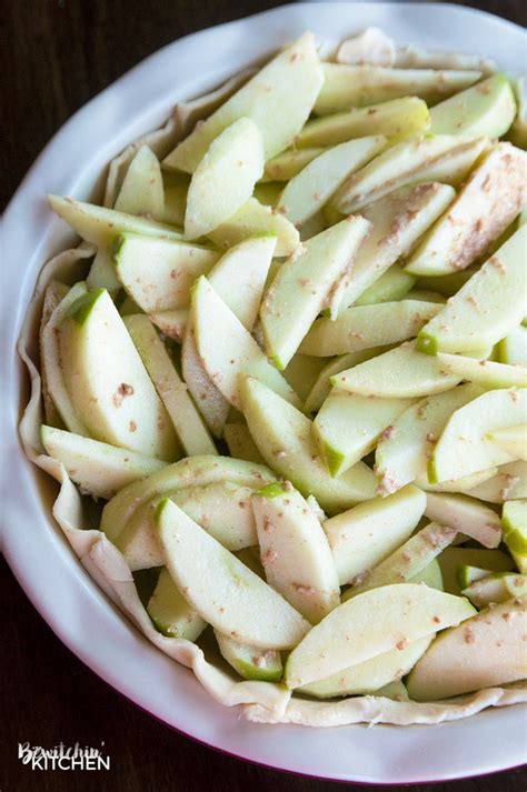 Apple Praline Pie The Bewitchin Kitchen