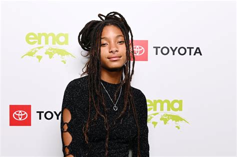 red table talk an old video proves this isn t the first time willow smith has spoken about