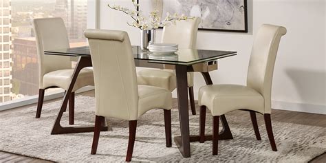 Amhearst Brown 5 Pc Rectangle Dining Set Rooms To Go