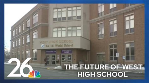 Citizens Task Force Contemplates Future Of Green Bay West High School