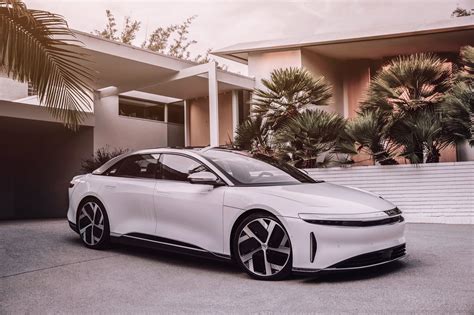 Lucid Air 19 Wheels With Covers On And Off Lucid Insider Blog Lucid