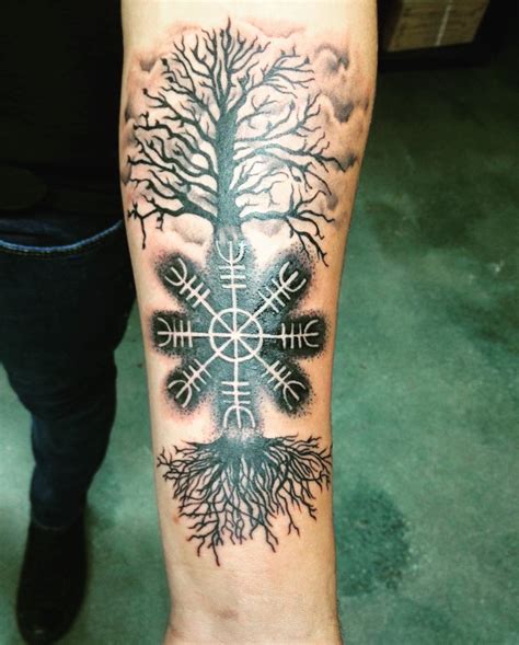 Tree Of Lifeaegishjalmur Life Tattoos Viking Tattoos Tree Of Life