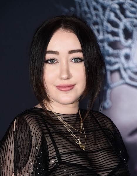 noah cyrus the ‘teenage diva succeeding the cyrus legacy everything about noah cyrus