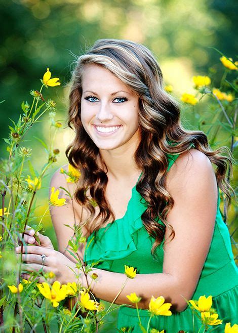 Pin By Nicky Valiquette On Pictureman Photography Senior Portraits
