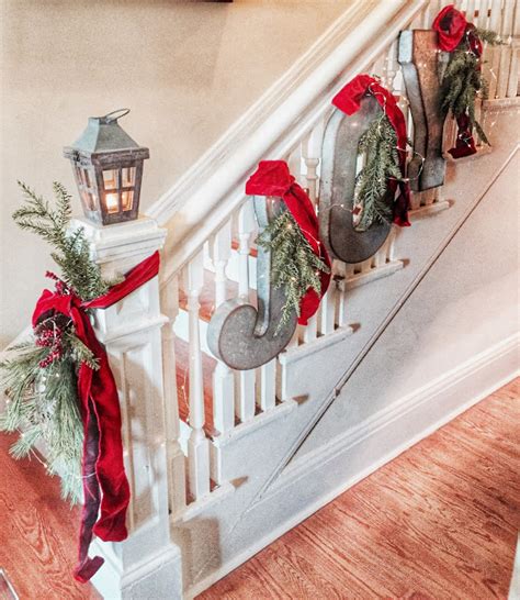 The stairs can simply be adorned with a little bit of greenery and that's enough to give them a. 100 Awesome Christmas Stairs Decoration Ideas - DigsDigs