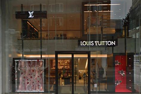 Louis Vuitton Sloane Street Store Paul Smith