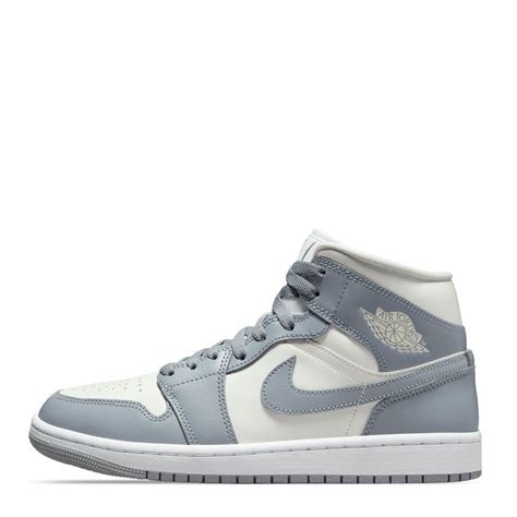 Tenis Para Básquetbol Air Jordan 1 Mid De Mujer Innvictus