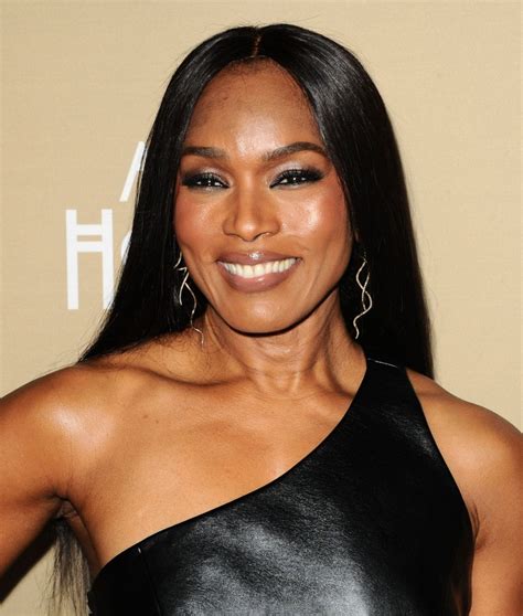 August 16 Actress And Activist Angela Bassett Was Born In New York City Ny 1958 Los Angeles