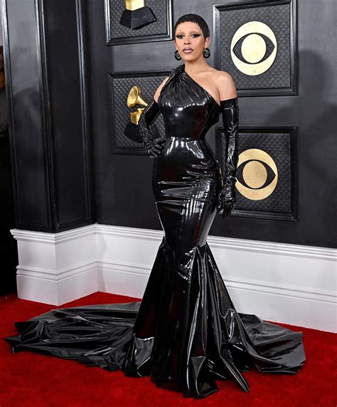 Doja Cat Wows In Vinyl Versace Gown Despite Grammy Snub