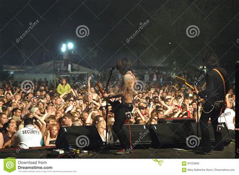 View From Back Stage To Crowd During Buckcherry Concert