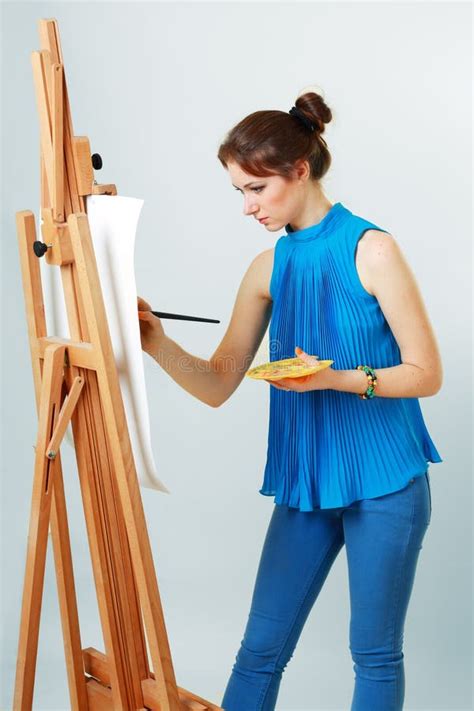 16 Female Painter Painting