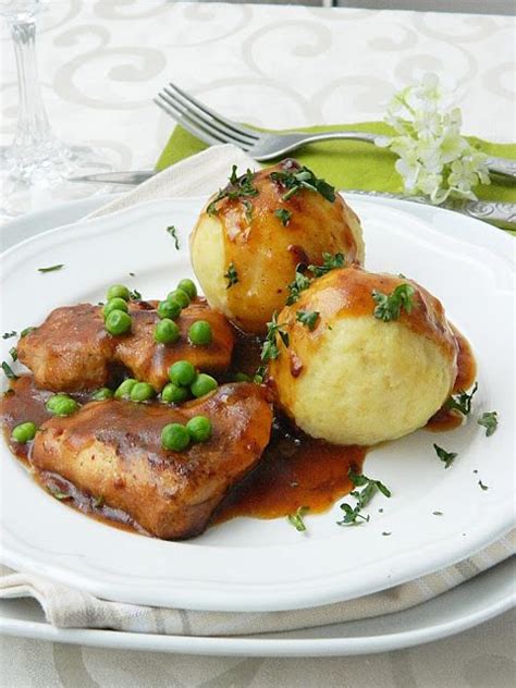 German Potato Dumplings Kartoffelklöße كرات البطاطس الألمانية