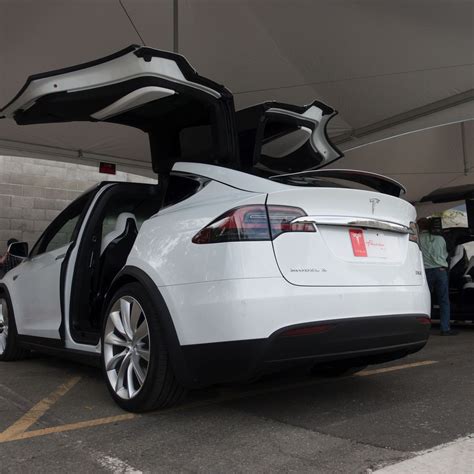 Tesla Model X Car Review Release Date Features And Prices Wired Uk Vlr Eng Br