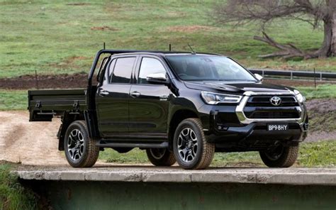 2021 Toyota Hilux Workmate 4x4 Double Cab Chassis Specifications