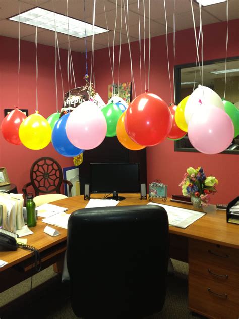 Ideas To Decorate Office Desk For Birthday Office Birthday