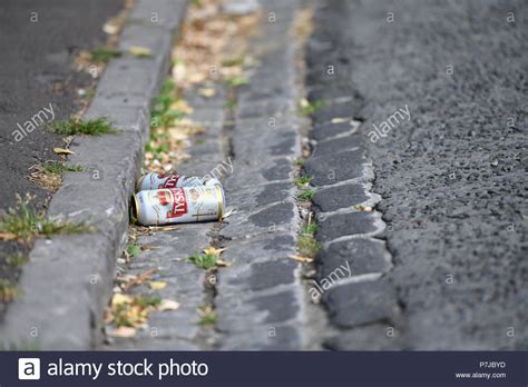 larger-cans-stock-photos-larger-cans-stock-images-alamy