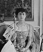 1906 Queen Maud wearing coronation dress, robes, and regalia | Grand ...