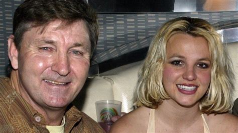Britney spears' father has lost his bid to retain some of his rights over the pop star's estate. Britney Spears no volverá a los escenarios hasta ser libre ...