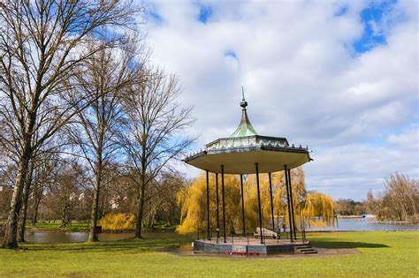 Regents Park In London See The Diverse Attractions In A Vast