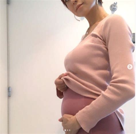 第4子妊娠中のhitomi、ふっくらお腹と現在の体重公開し反響「順調に育ってますね」 ライブドアニュース