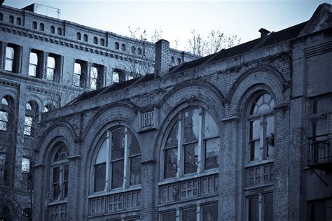 1889 Building Jeremy Flickr