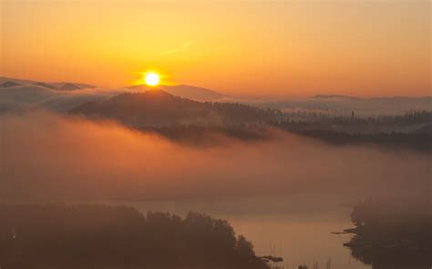 Download Wallpaper 3840x2400 Sunset Hills Fog Morning Landscape 4k