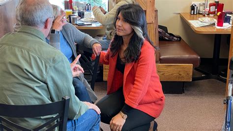 Tulsi Gabbard: Campaigning with Republican not a move towards joining