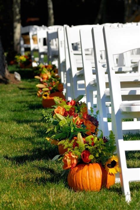 40 Amazing Outdoor Fall Wedding Décor Ideas