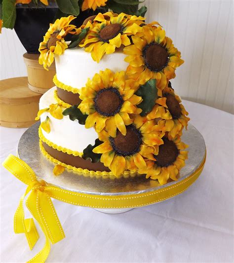 Cakes Of The Hamptons Sunflower Birthday Cakes Sunflower Cakes Cake