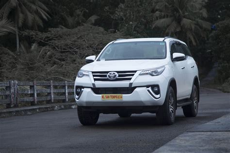 Rent Toyota Fortuner Automatic In Kerala Without Driver
