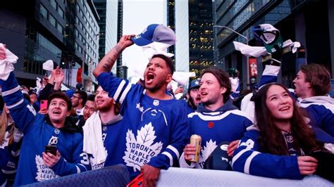 Business Booming For Toronto Bars As Maple Leafs Advance In Playoffs