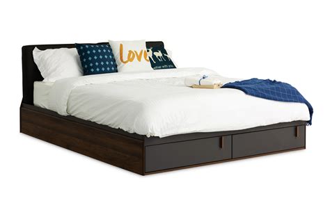 Full size mattresses, also known as double beds, are best for single sleepers. Ashry Queen Size Bed | Furniture & Home Décor | FortyTwo