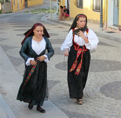 Sardinian Folk Costumes Costumi Sardi Tortolì