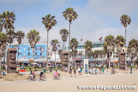 The Venice Beach Boardwalk Venice Paparazzi Venice Beach Ca Photo