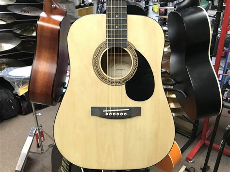 Johnson 34 Size Acoustic Guitar In Natural