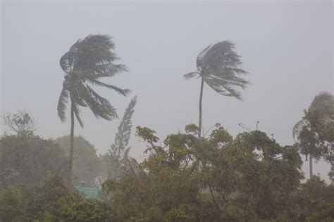 Mengenal Siklon Tropis Fenomena Alam Kerap Terjadi Di Indonesia