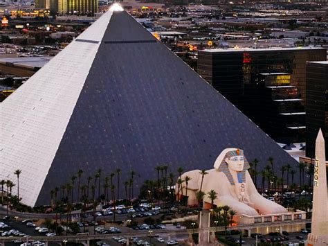 Top 50 Places Las Vegas Locals Should Visit Livin In Vegas