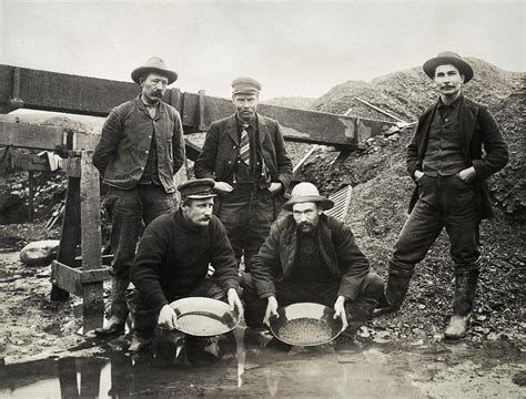 Alaska Gold Rush 1890s Photograph By Granger