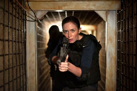 review ‘sicario digs into the depths of drug cartel violence the new york times