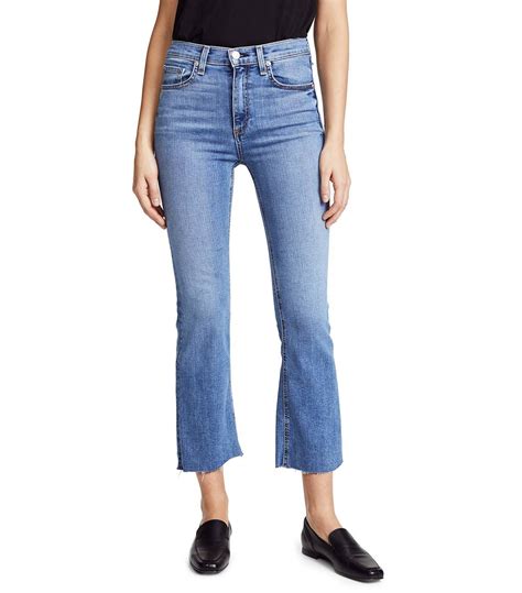 7 Rules For Wearing Cropped Flare Jeans Cropped Flare Jeans Womens