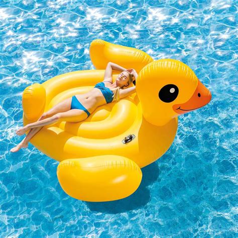 20 Pool Floats For A Weekend Of Summer Fun Inflatable Pool Floats