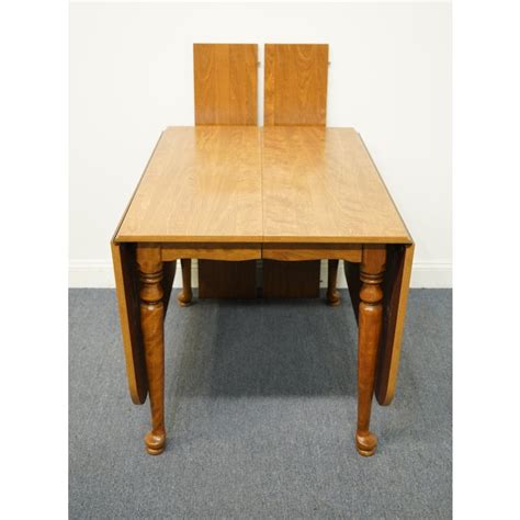 Ethan Allen Heirloom Nutmeg Maple Colonial Style 93 Drop Leaf Dining