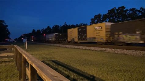 Hd Night Trains Of Folkston Ga With Bnsf And A Up Sd70ace On A Csx