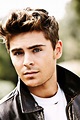 Image - Zac-Efron-zac-efron-17011468-967-1450.jpg - The Vampire Diaries ...